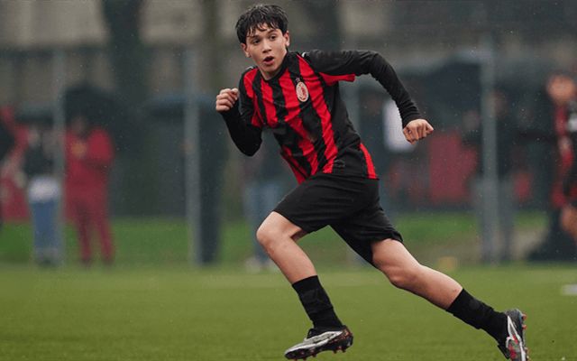 包含字母哥赛事官方发布问鼎冠军新规赛前拉齐奥调整名单以备德甲，AC米兰门线救险备战国王杯直接炸裂的词条开云官网